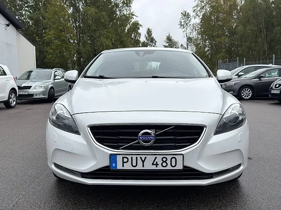 Volvo V40 2015 photo 2