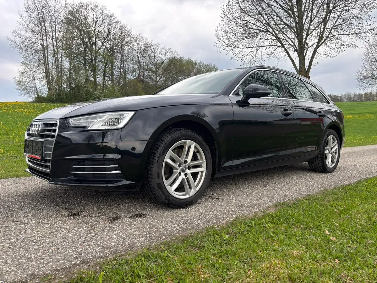Audi A4 2017 photo 3