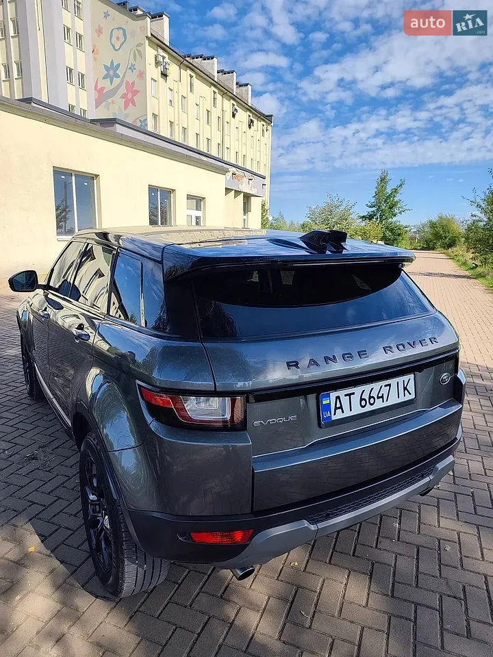 Land Rover Range Rover Evoque 2018 photo 3