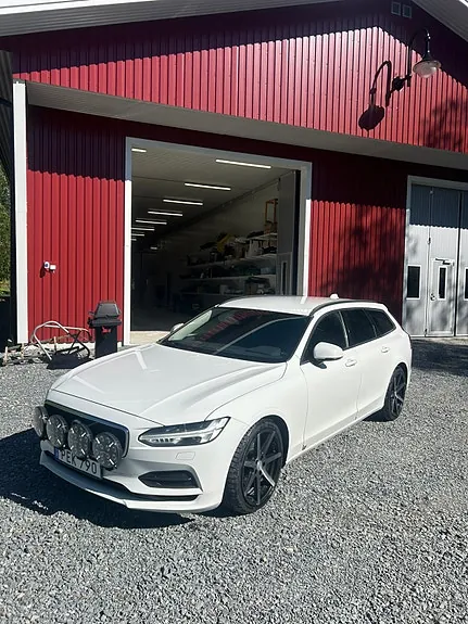 Volvo V90