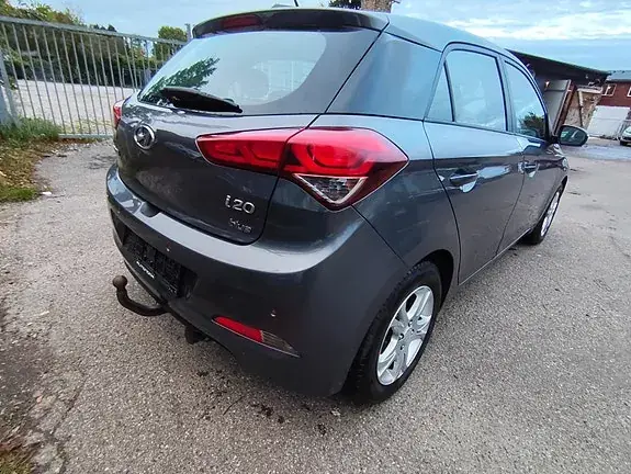Hyundai I20 2015 photo 3