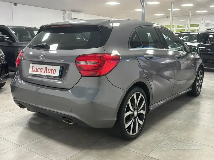 Mercedes-Benz A 180 Sport 2014 photo 4