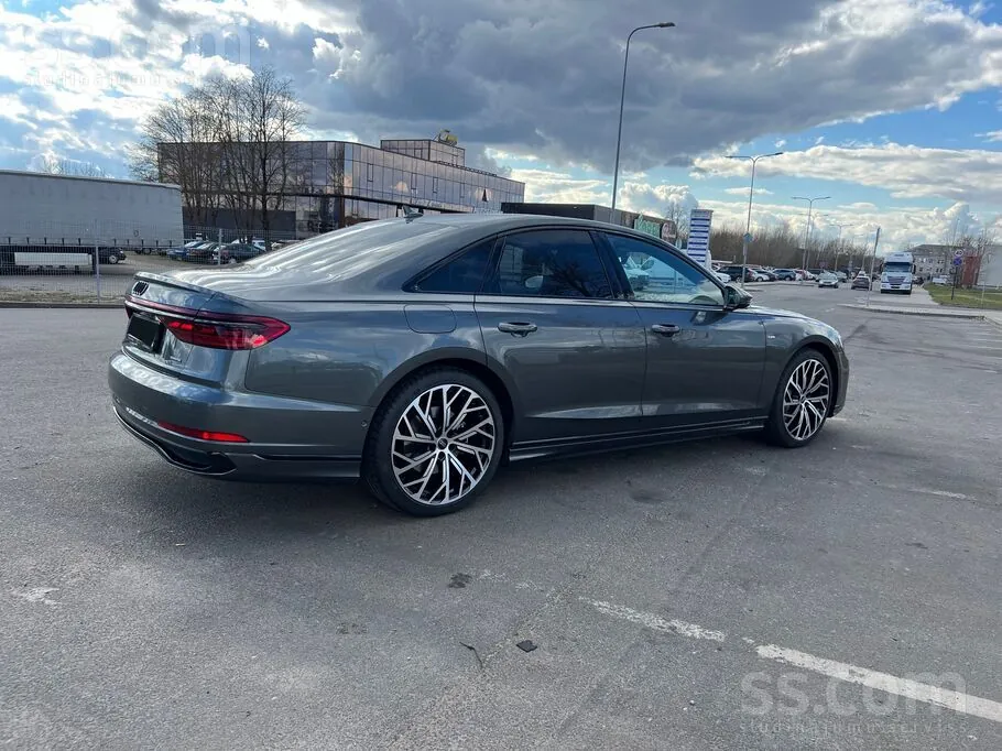 Audi A8 2023 photo 4