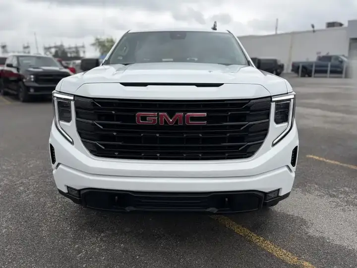 GMC Sierra 1500 2025 photo 3