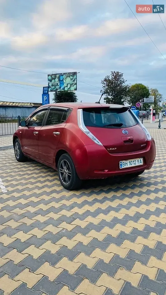 Nissan Leaf 2013 photo 4