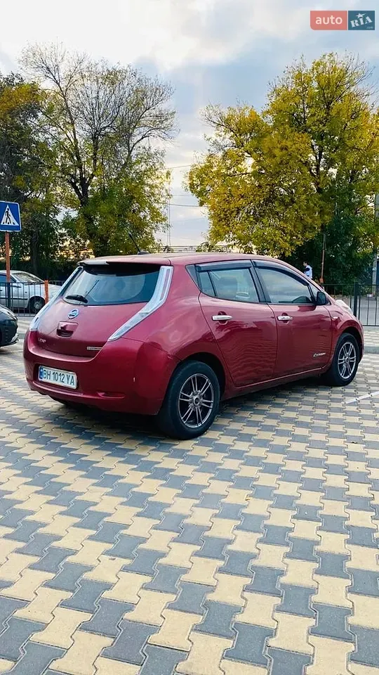 Nissan Leaf 2013 photo 3