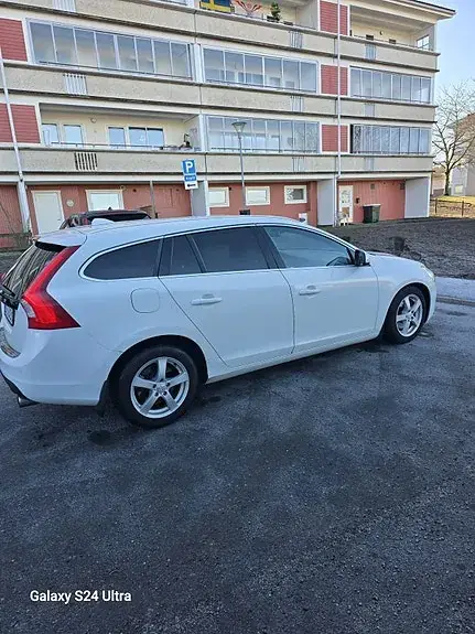 Volvo V60 2011 photo 3