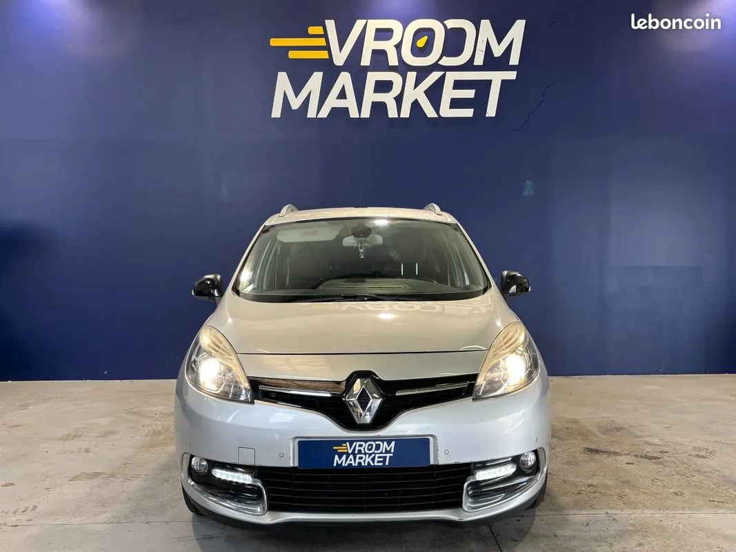 Renault Grand Scenic 2014 photo 2