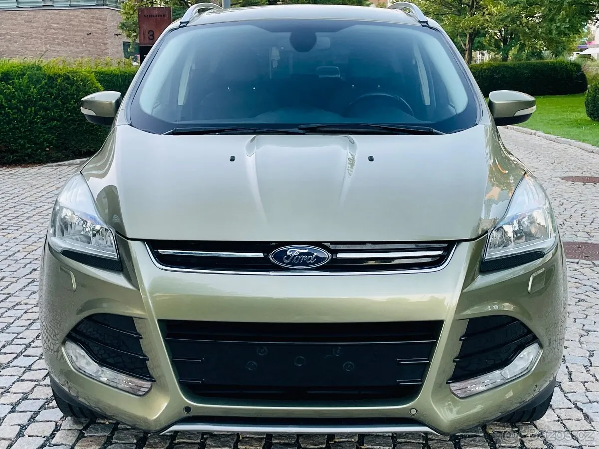 Ford Kuga 2022 photo 3