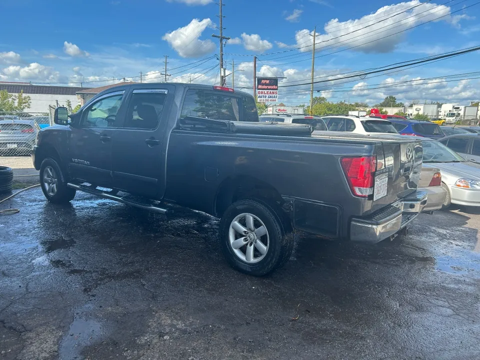 Nissan Titan 2011 photo 3