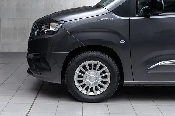 Toyota Proace City 2024 photo 3