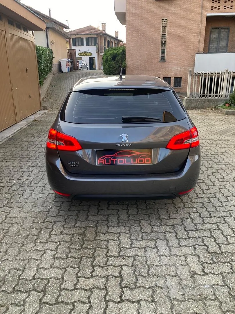 Peugeot 308 2017 photo 4