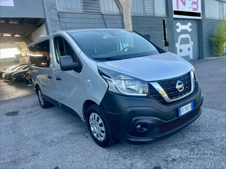 Nissan Nv300 2018 photo 3