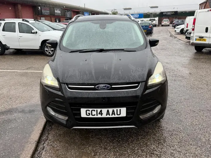 Ford Kuga 2014 photo 2