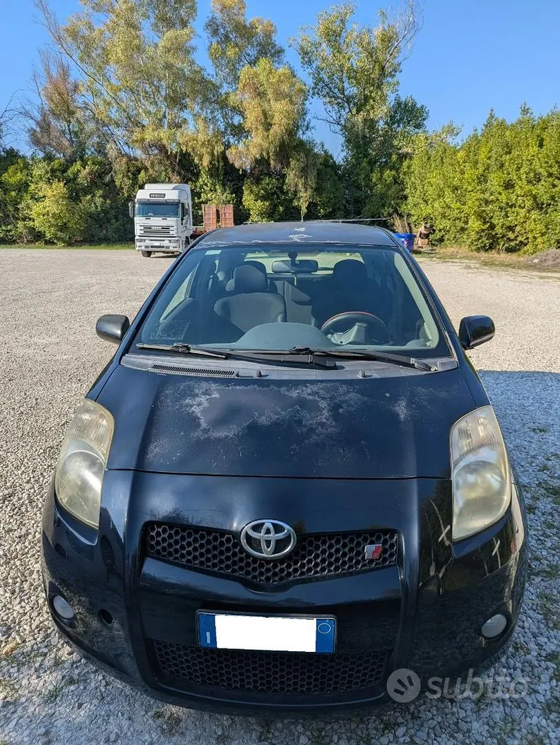 Toyota Yaris 2009 photo 3