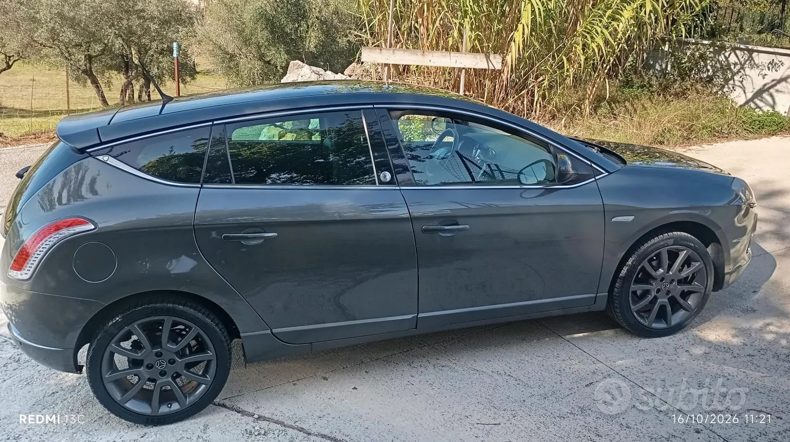 Lancia Delta 2013 photo 2