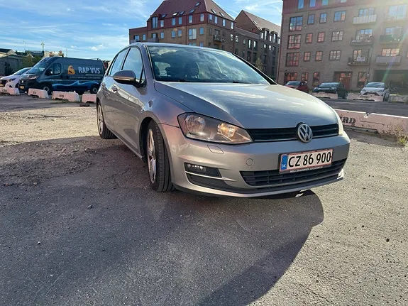 Volkswagen Golf 2013 photo 3
