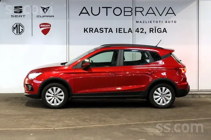 Seat Arona 2019 photo 4