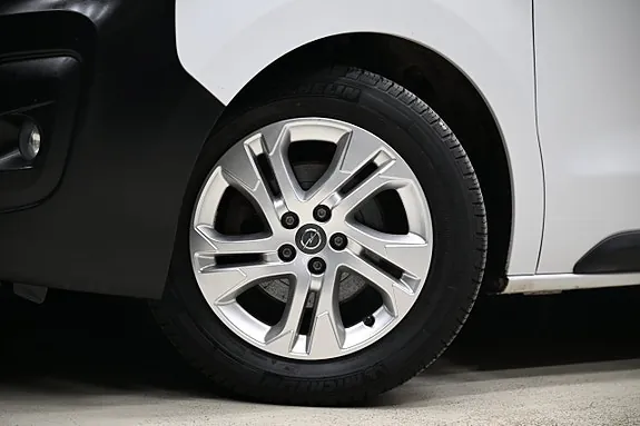 Opel Vivaro-E 2023 photo 4