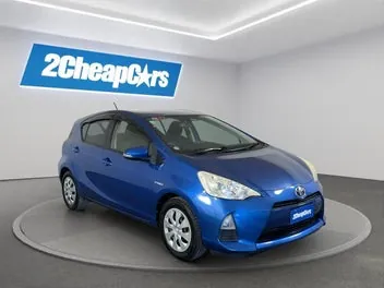 Toyota Aqua 2013 photo 4