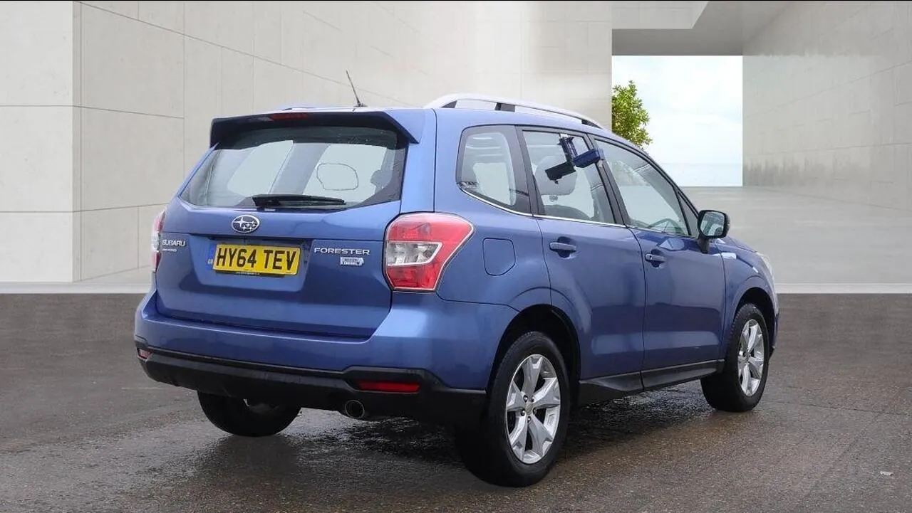Subaru Forester 2015 photo 3