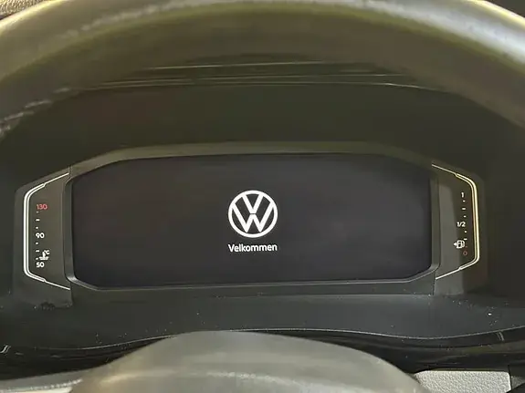 Volkswagen Transporter 2023 photo 4