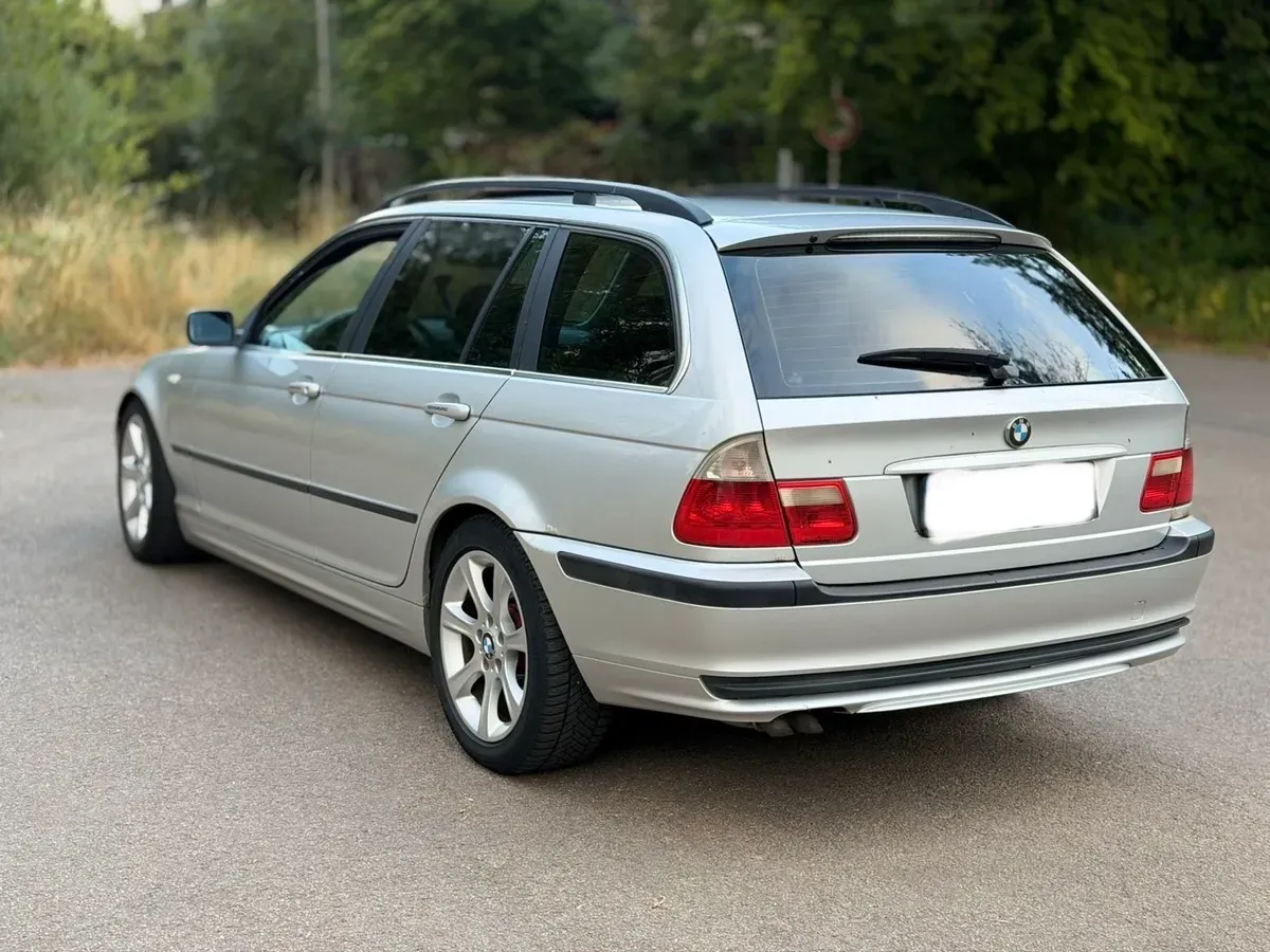 BMW 3 Series 2002 photo 3