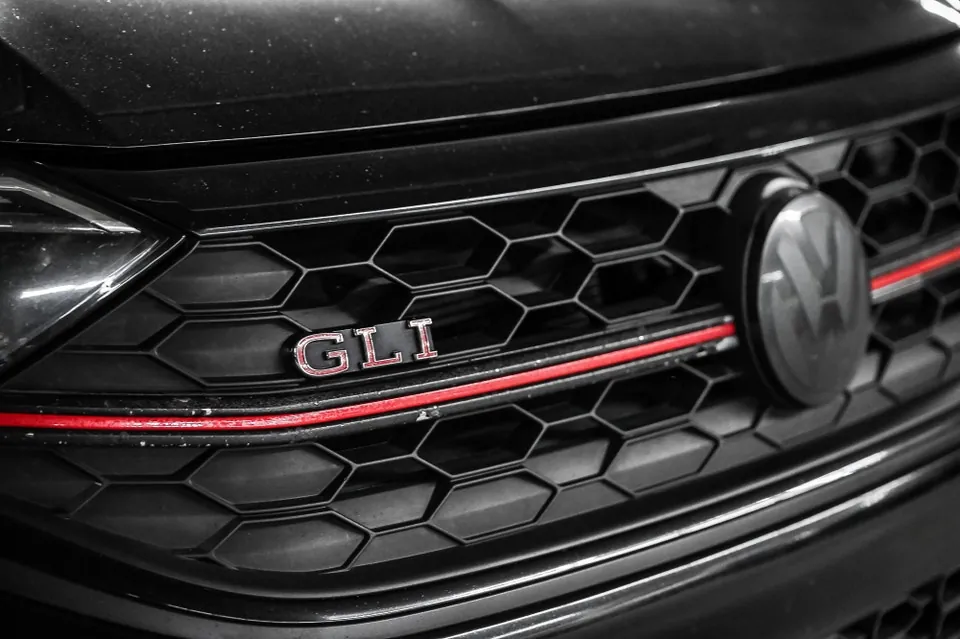 Volkswagen Jetta 2024 photo 4