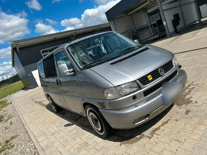 Volkswagen T4 Caravelle