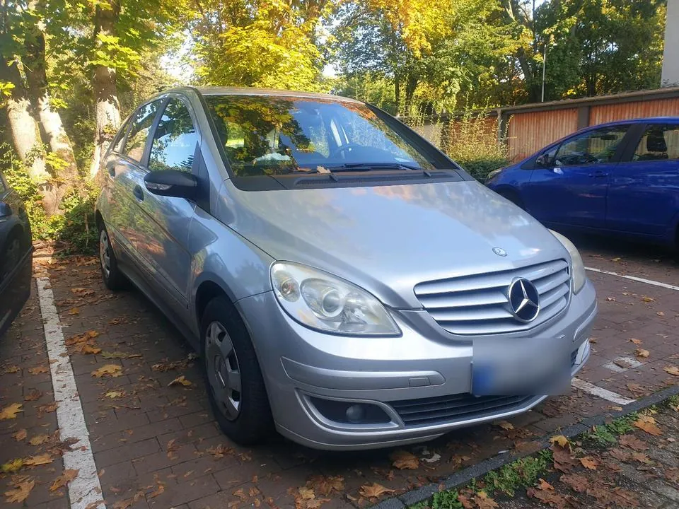 Mercedes-Benz B170