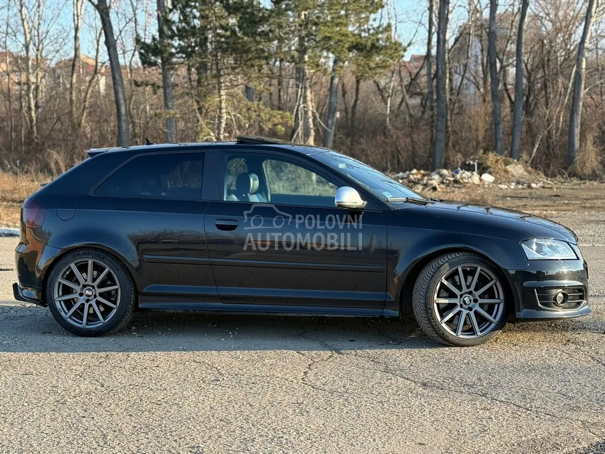 Audi S3 2009 photo 2