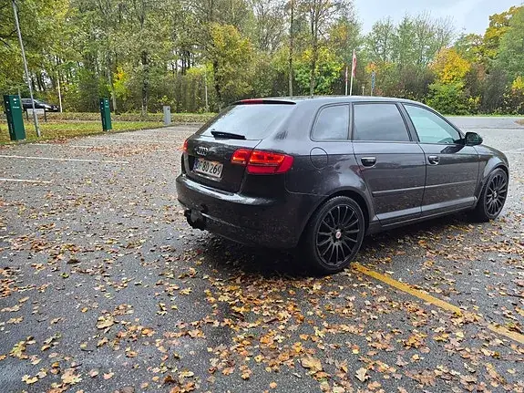 Audi A3 2011 photo 4
