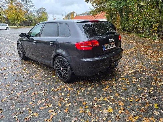 Audi A3 2011 photo 3