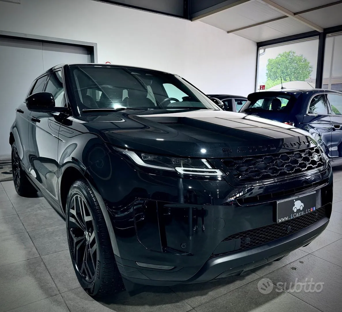 Land Rover Range Rover Evoque 2023 photo 5