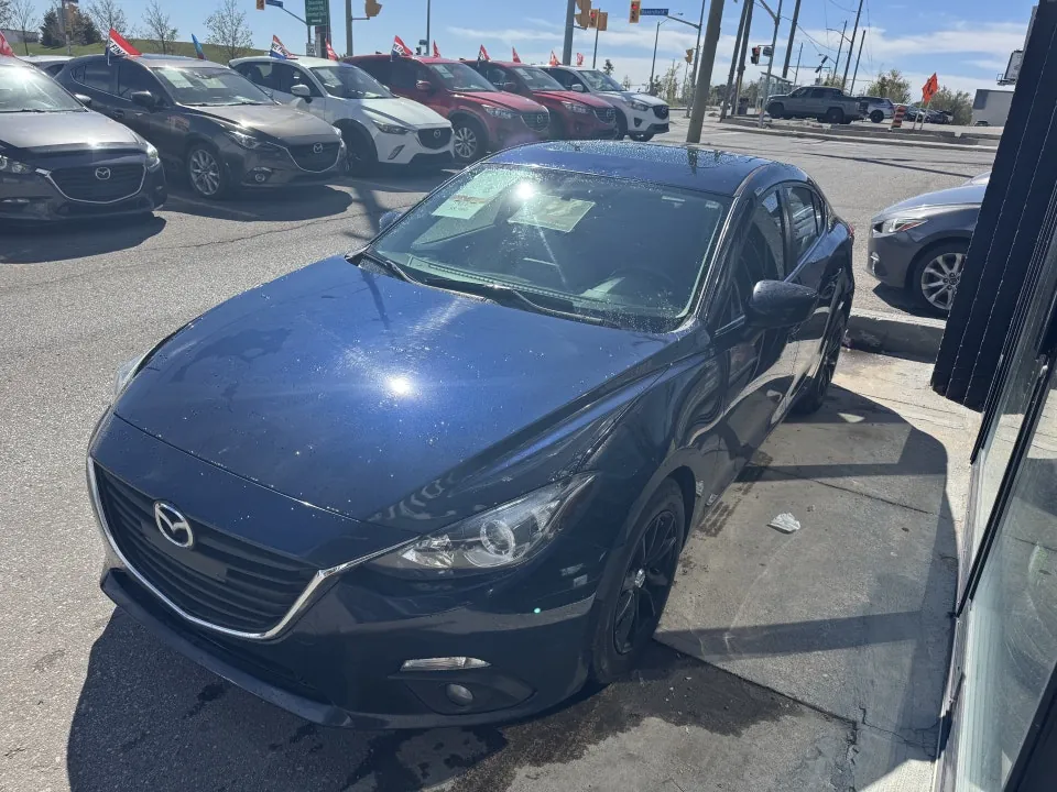 Mazda Mazda3 2015 photo 3