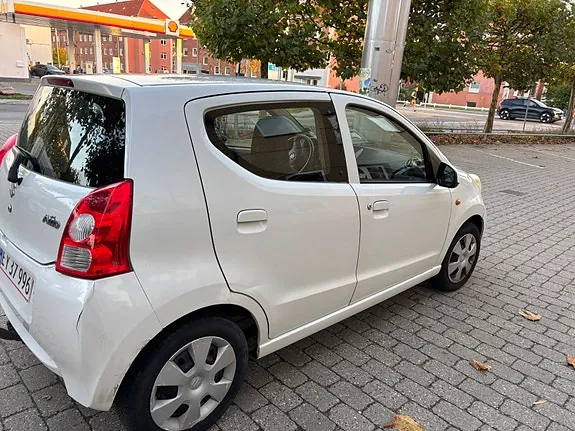 Suzuki Alto 2009 photo 3