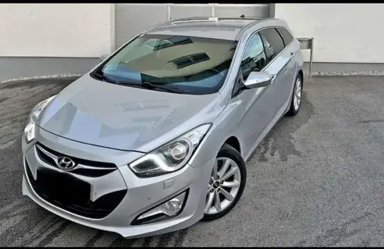 Hyundai I40