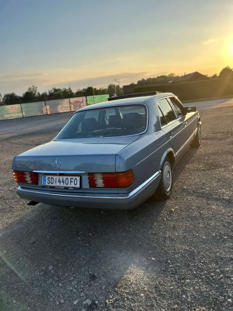 Mercedes-Benz S-Class 1989 photo 2