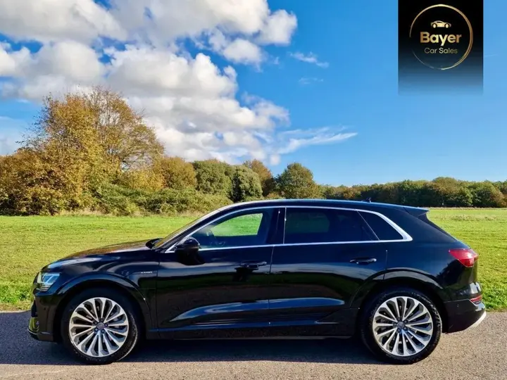 Audi E-Tron 2020 photo 4