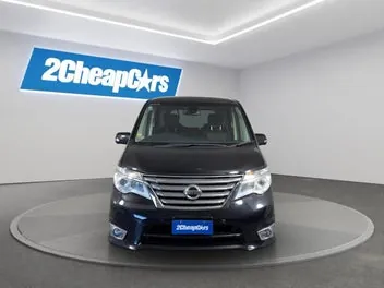 Nissan Serena 2015 photo 3