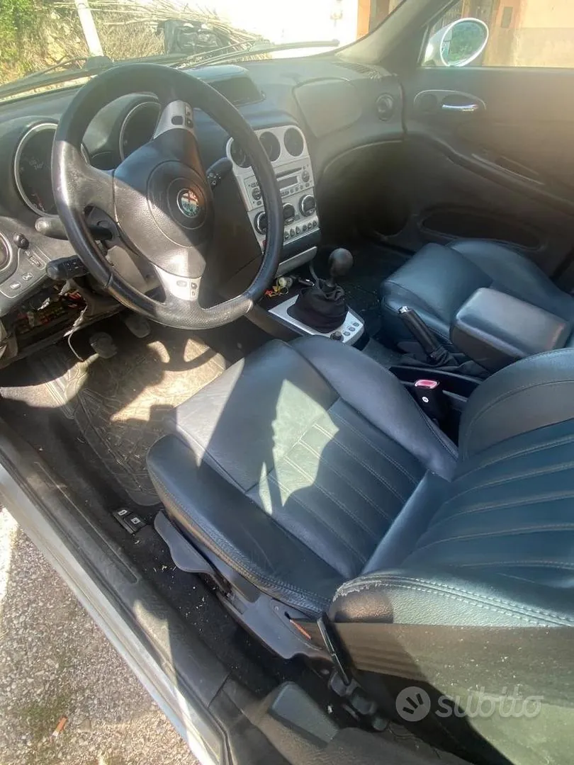 Alfa Romeo 156 2005 photo 3
