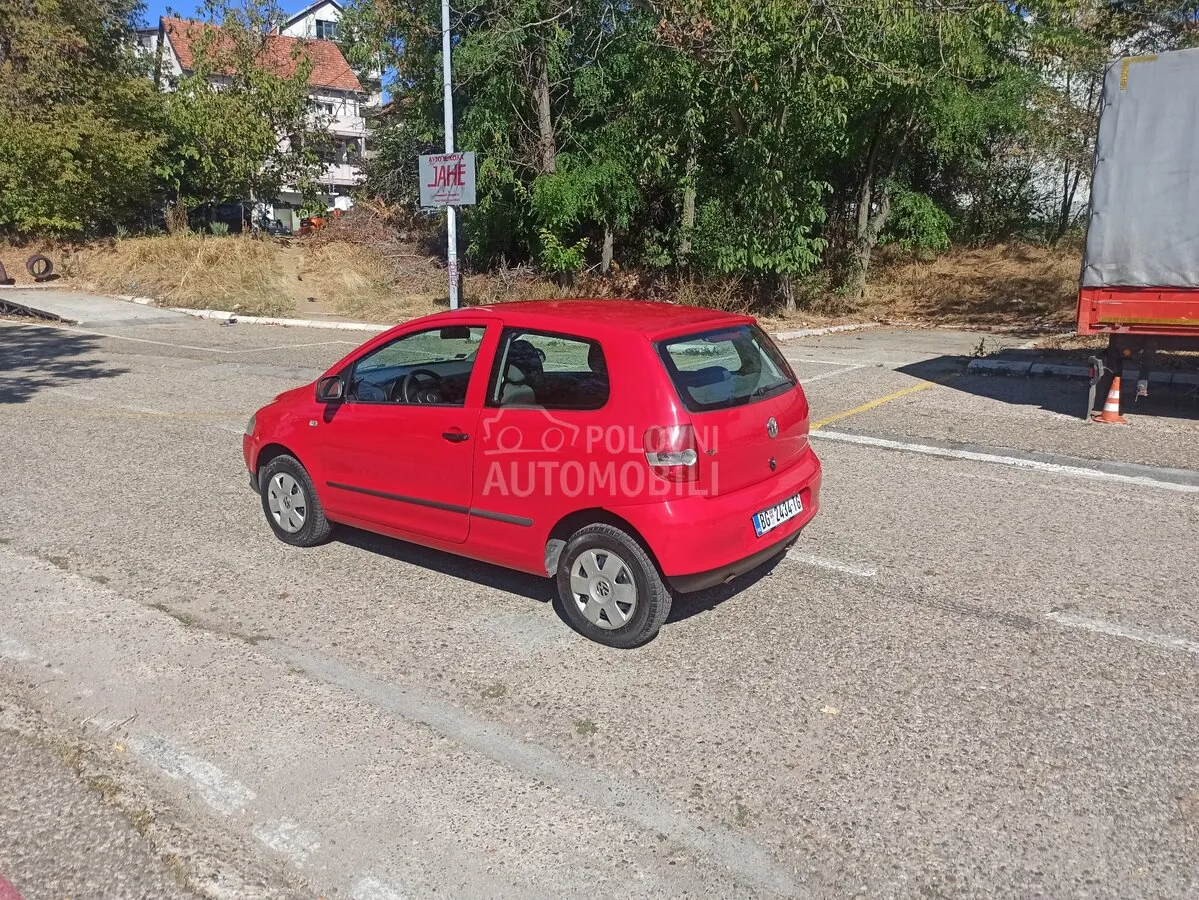 Volkswagen Fox 2006 photo 3