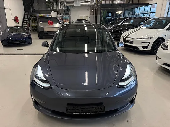 Tesla Model 3 2020 photo 5