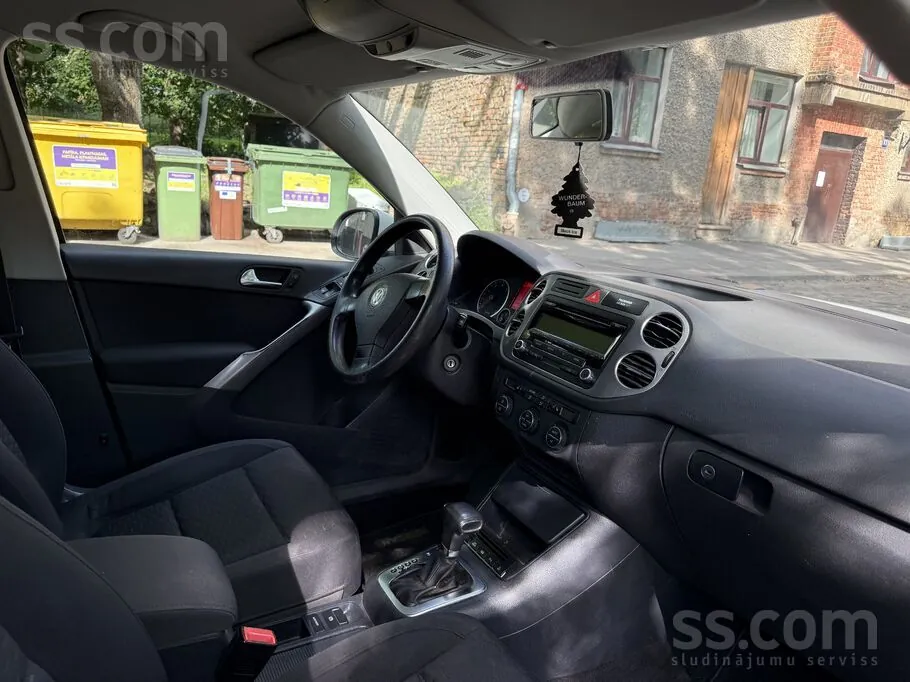 Volkswagen Tiguan 2009 photo 5
