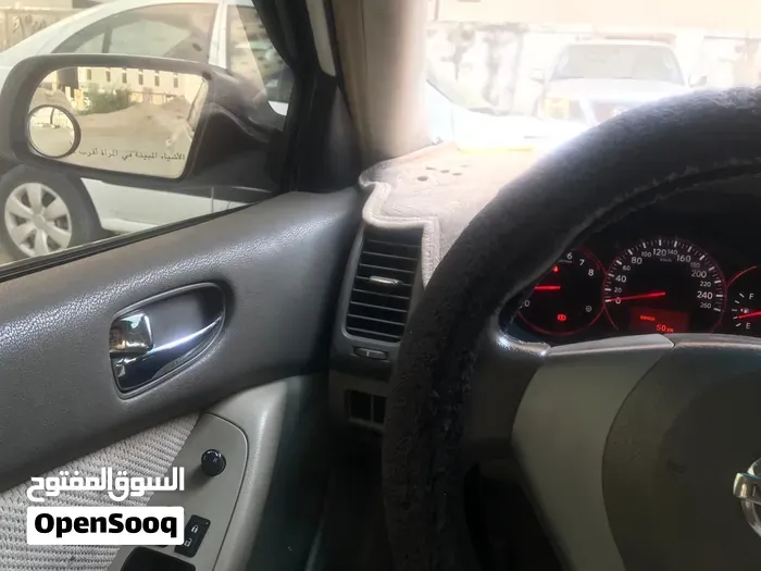 Nissan Altima 2008 photo 2