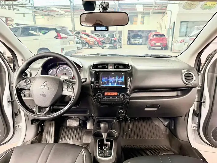 Mitsubishi Attrage 2024 photo 3