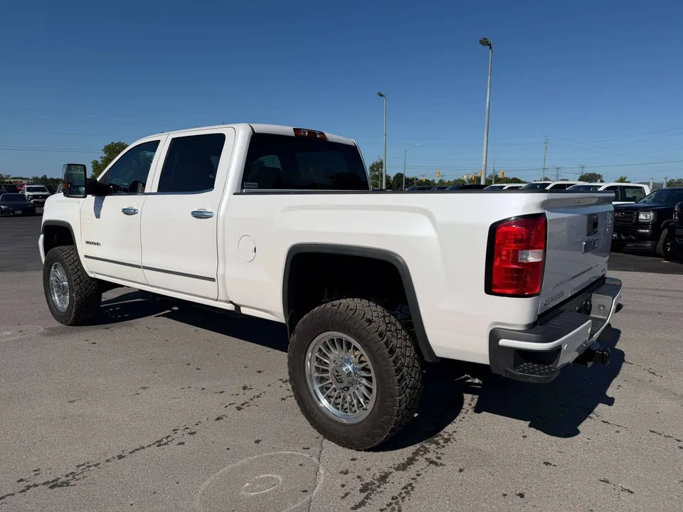 GMC Sierra 3500Hd 2018 photo 5