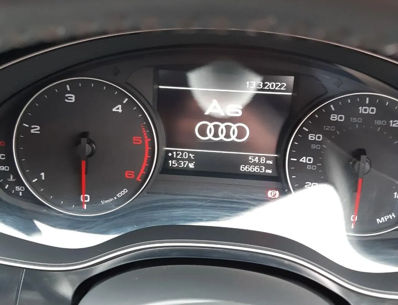 Audi A6 Avant 2014 photo 4