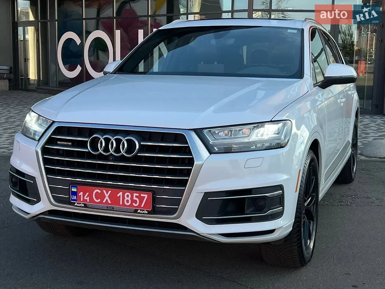 Audi Q7 2017 photo 2