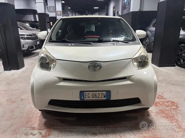 Toyota Iq
